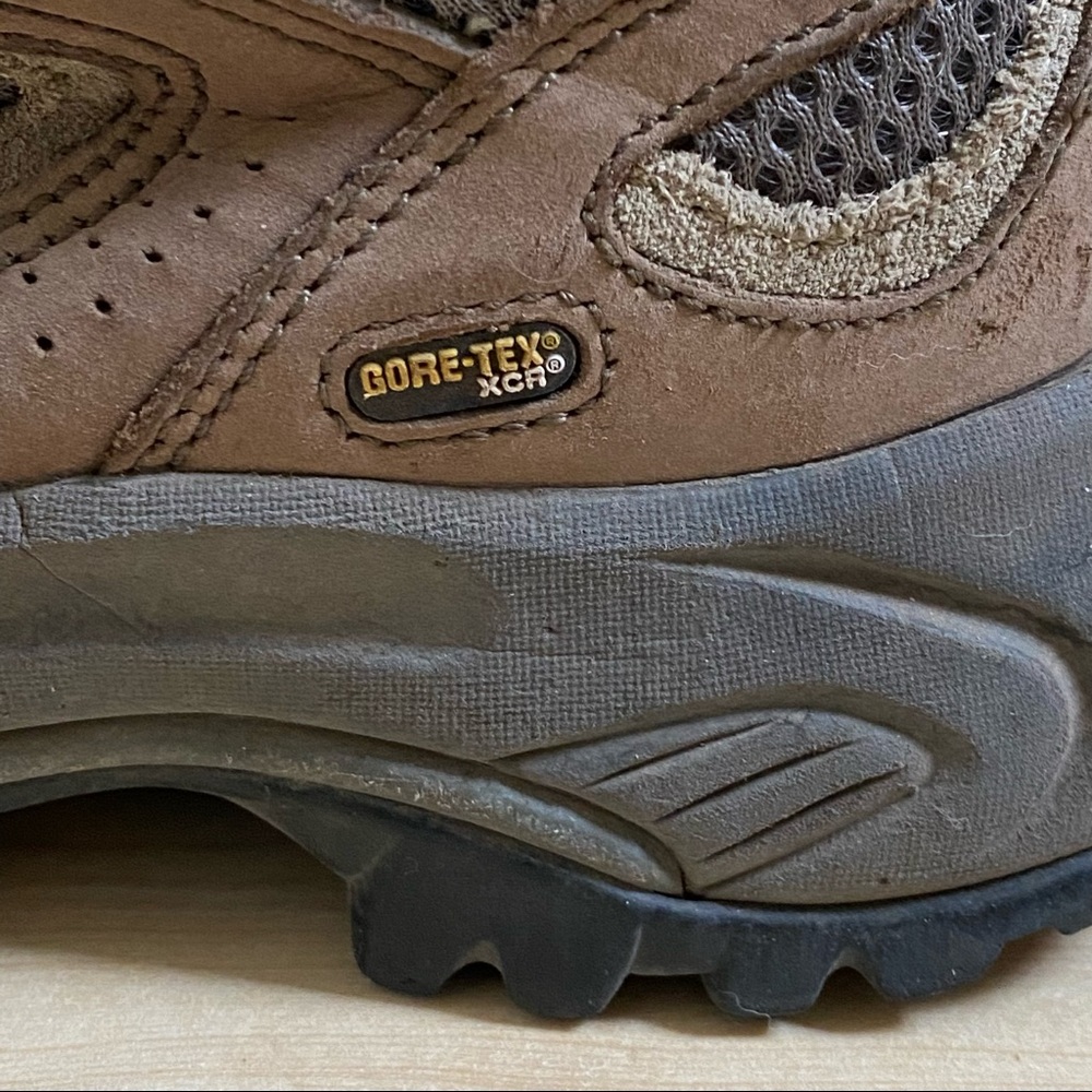 VASQUE • “Breeze Low GTX” Goretex Leather Hiking Boots - Size 7 - Picture 12 of 16